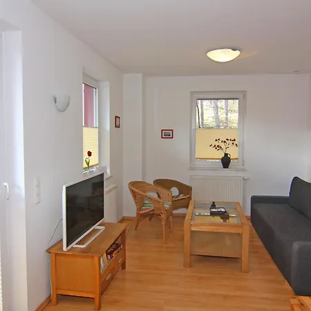 Appartementhaus In טראסנהיידה