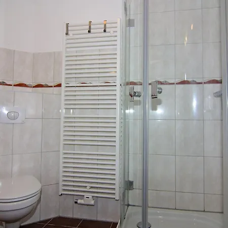 Appartementhaus In דירה טראסנהיידה